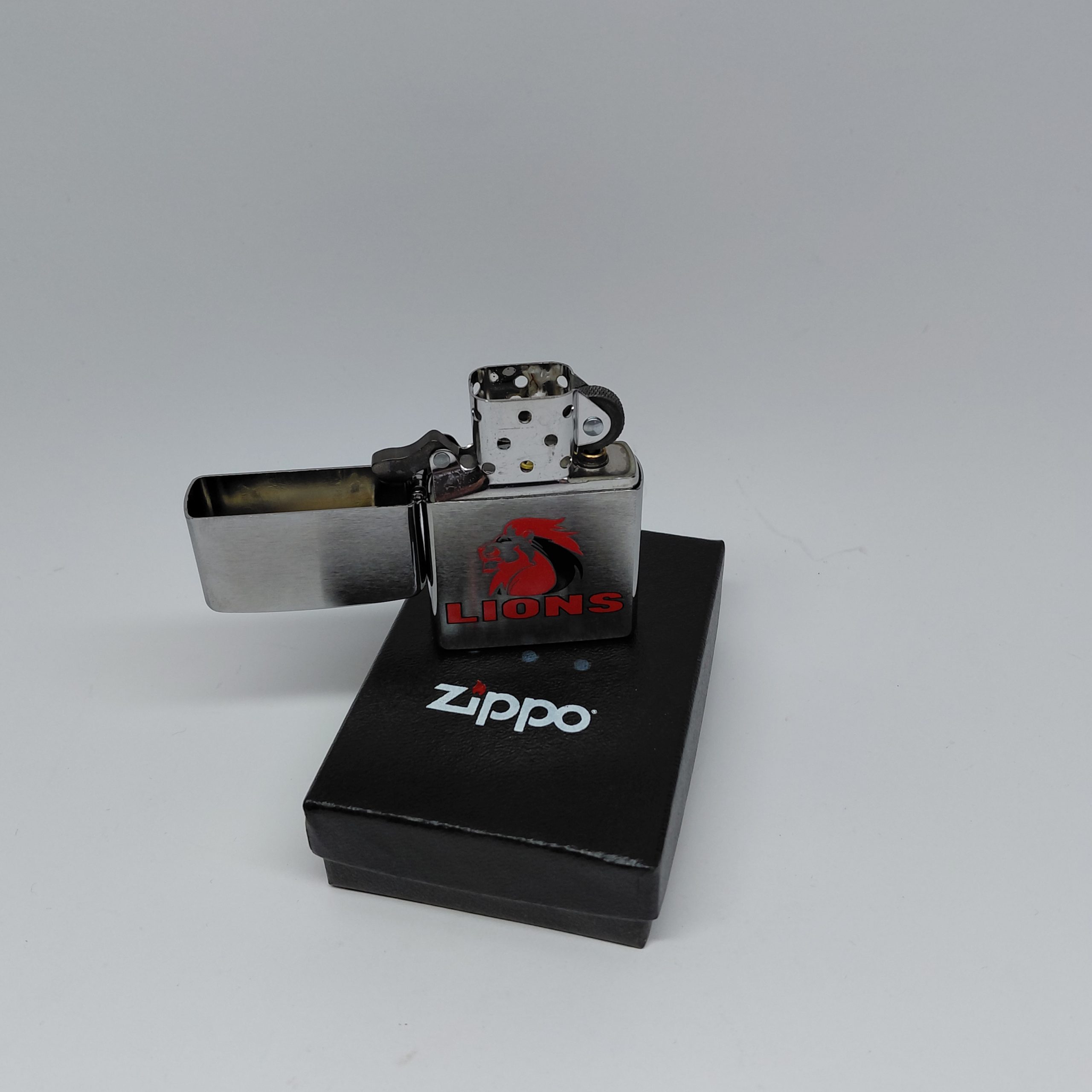 Zippo - Brush Chrome Lions | Z200S14L - Image 2