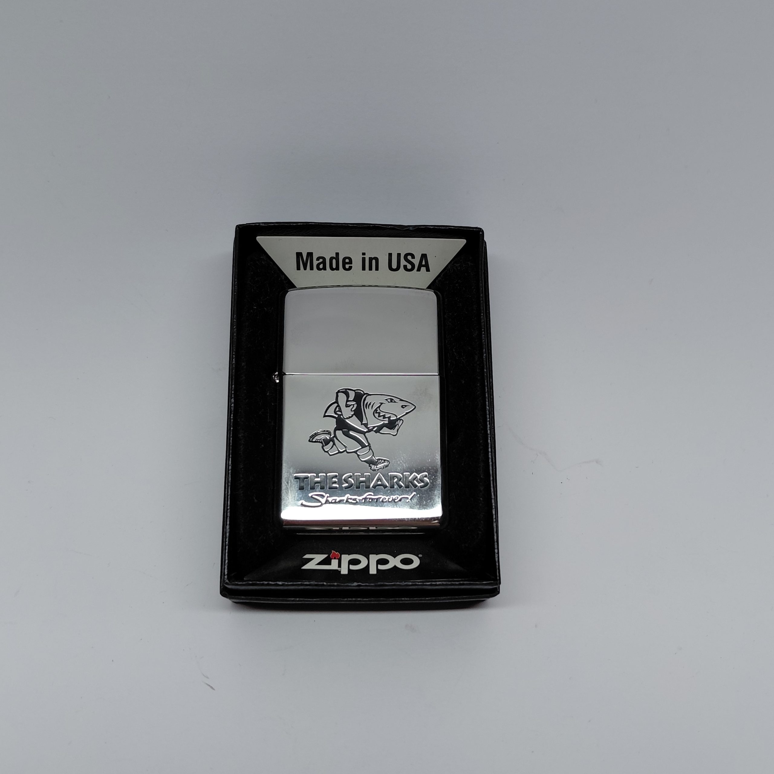 Zippo - Sharks - White | Z218-003791 - Image 2