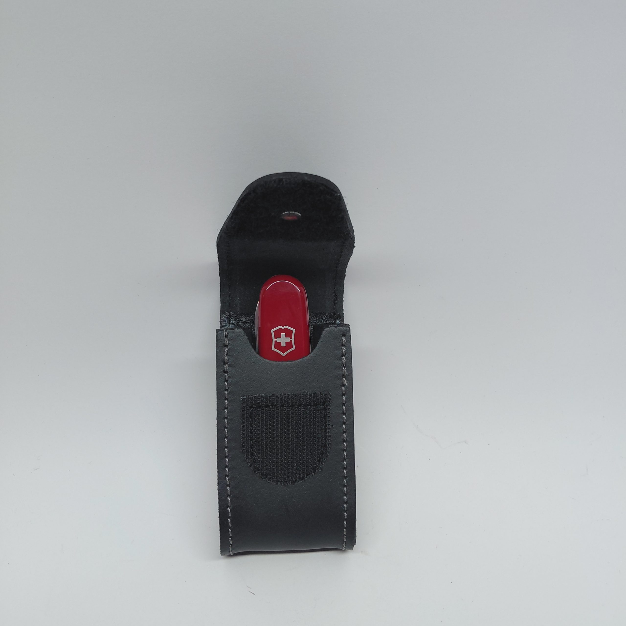 Victorinox Vict Pouch Leath Blk Med | V4.0520.3 - Image 2