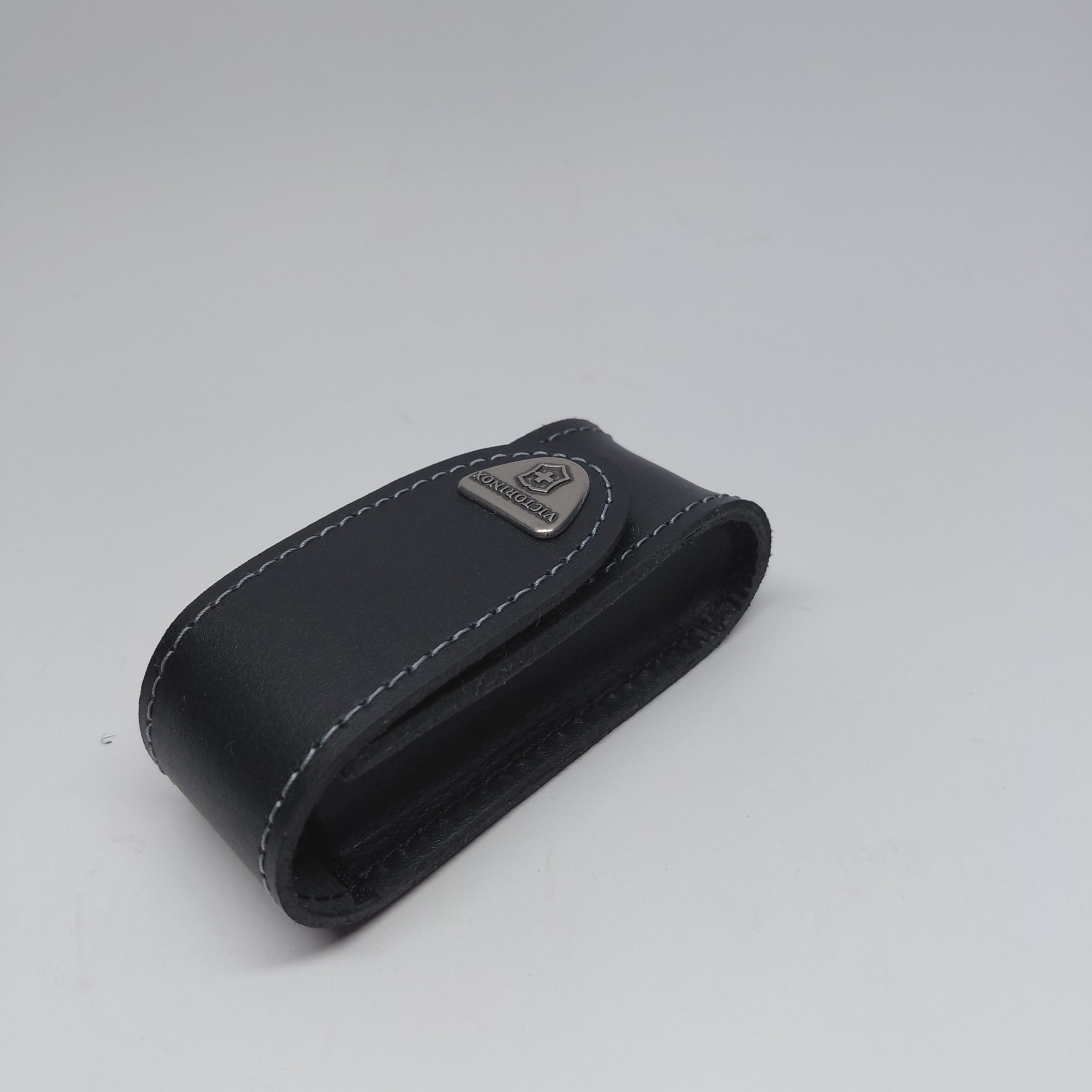 Victorinox Vict Pouch Leath Blk Med | V4.0520.3 - Image 3